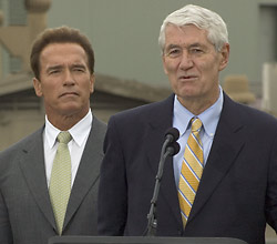 Gov. Schwarzenegger and Chancellor Birgeneau