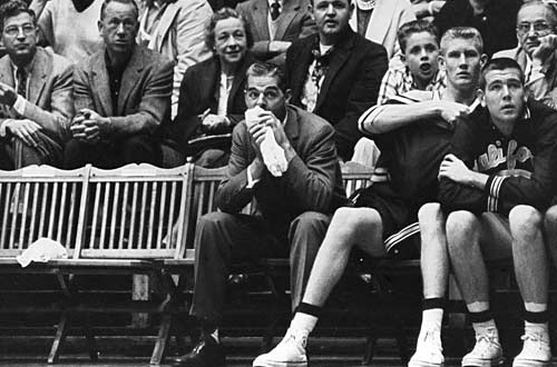 Pete Newell on the bench