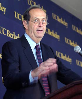 Bill Bradley addresses the conference