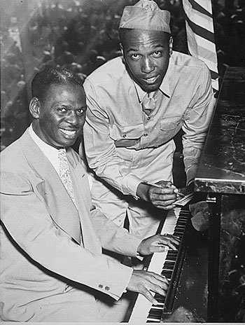 Earl Hines and Charles Carpenter at a wartime performance